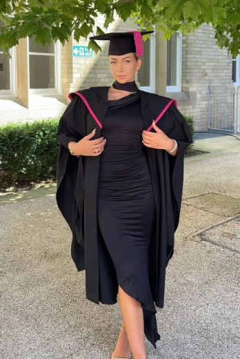 15+ Trendy Graduation Outfit Aesthetic Ideas for a Memorable Day -  TheChicSavvy
